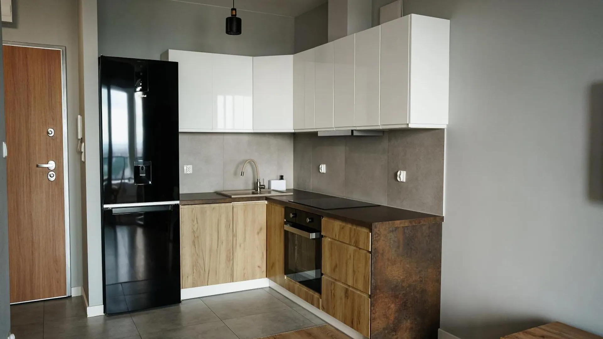 Golden Apartments Gdansk - Cozy Studio - Great Location&Piecewska Polonya