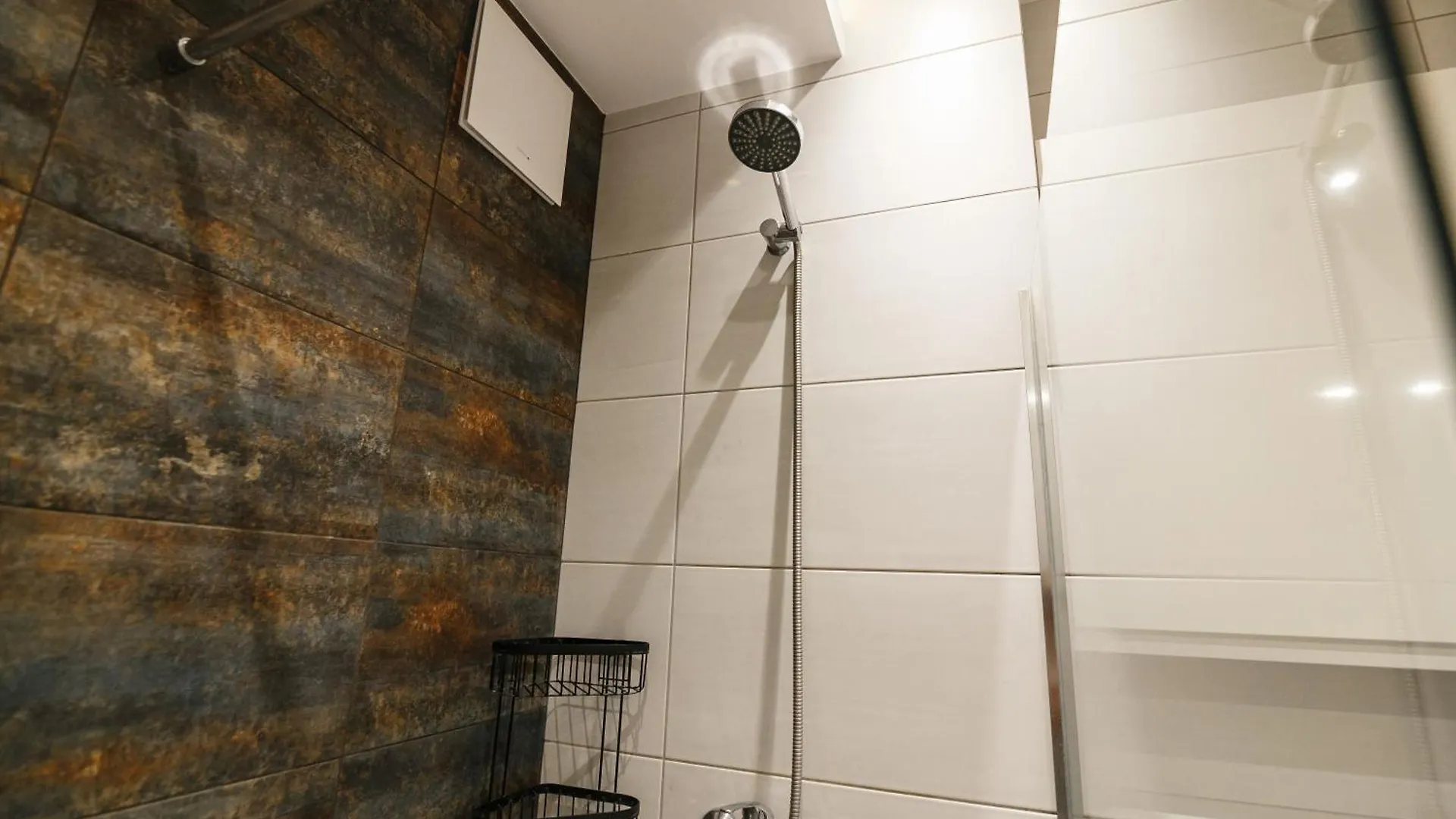 Golden Apartments Gdansk - Cozy Studio - Great Location&Piecewska Polonya
