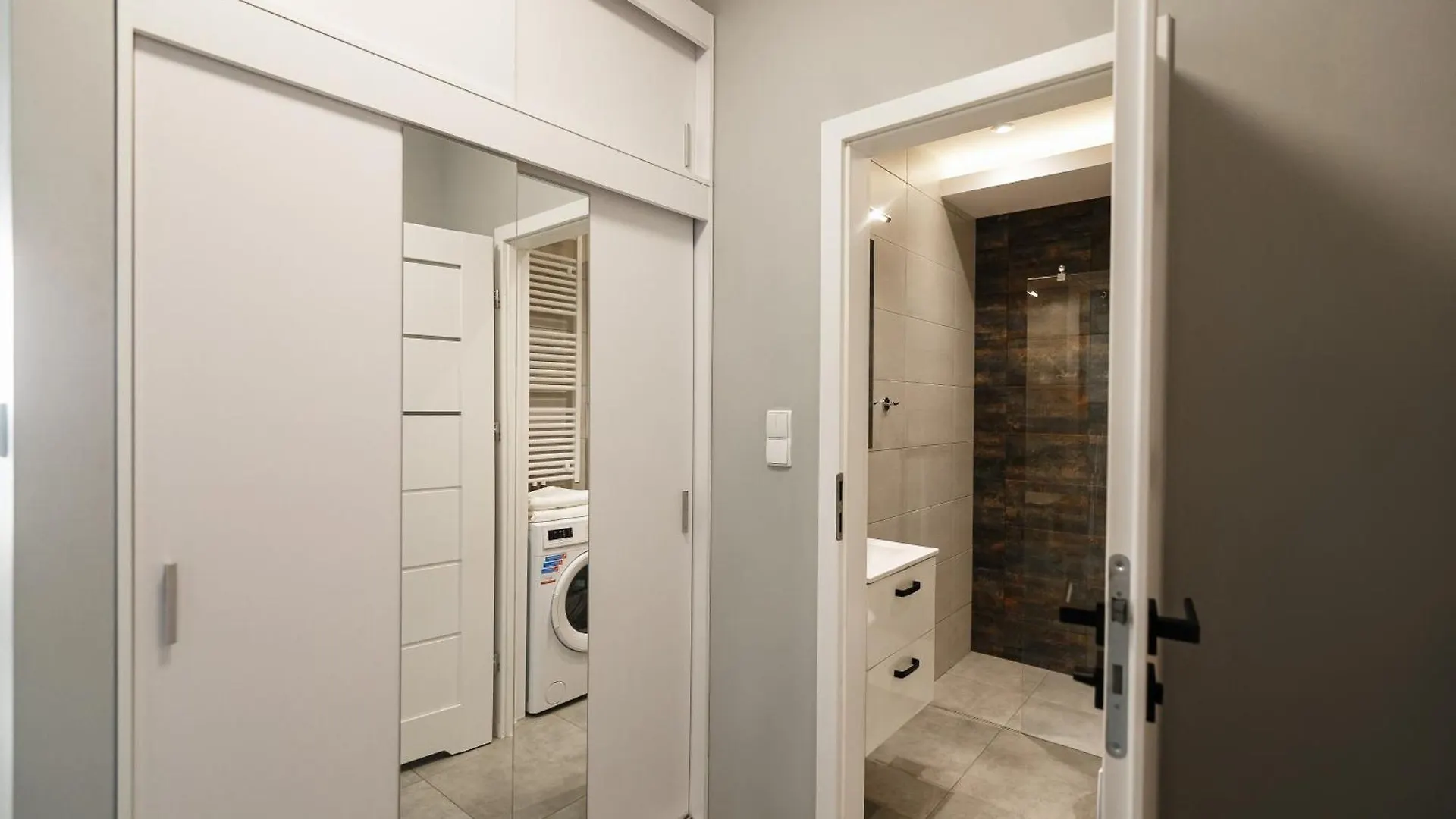 Golden Apartments Gdansk - Cozy Studio - Great Location&Piecewska